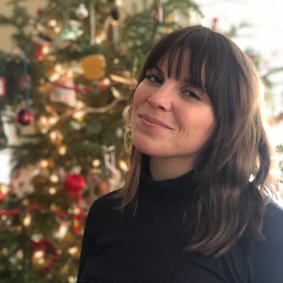 Meet your Posher, Katie - Picture 3 of 4